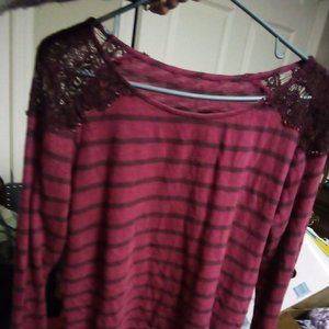 Womens med Long sleeve striped top